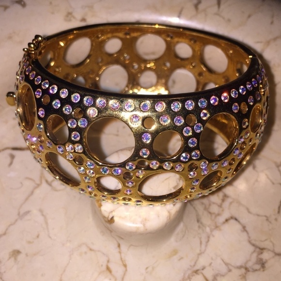 VTG Butler Pink Rhinestone & Gold Tone Wide Bangle Locking Clasp - Picture 3 of 6